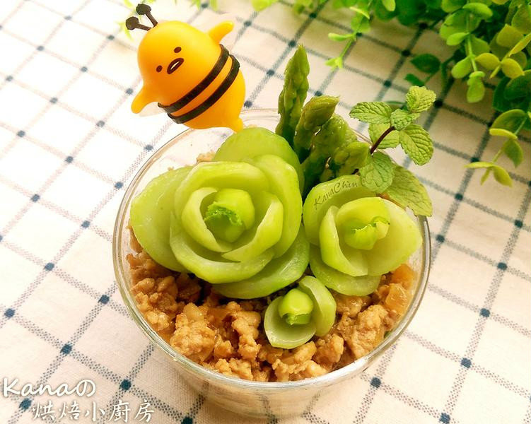 療癒系料理報到！第一次做盆栽魯肉飯就上手～