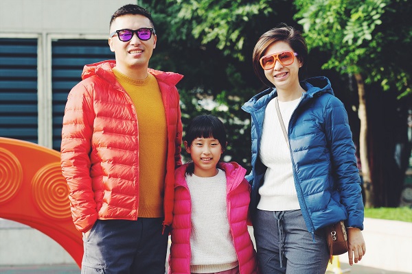 一起開箱UNIQLO特級極輕羽絨系列外套，抽親子暖暖外套組(市價NT$5,970)