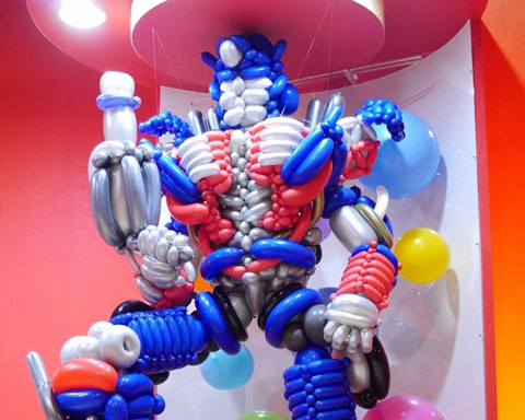 【氣球人歷險記特展】帶著孩子進入氣球的魔幻旅程吧！ 2015.01.15~2015.03.08