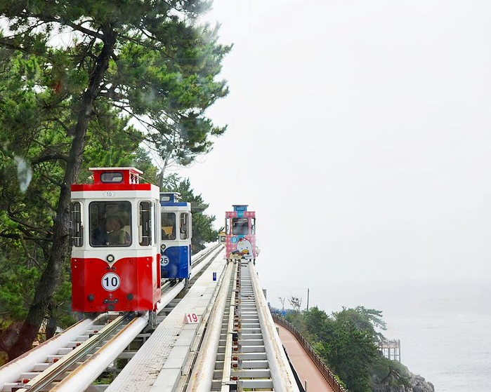 繽紛車廂排排站，沿途欣賞美麗海景～韓國釜山Sky Capsule