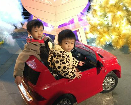 騎腳踏車、遊船，還有兒童超跑一起來尬車～新店碧潭兒童超跑出租