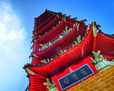 海拔1000公尺，飽覽日月潭全景之美～南投慈恩塔