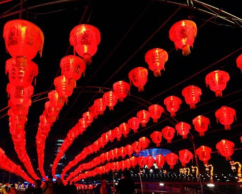 【豬福滿滿新北市祈福燈會@三重大臺北都會公園】 2019/02/18~2019/03/03