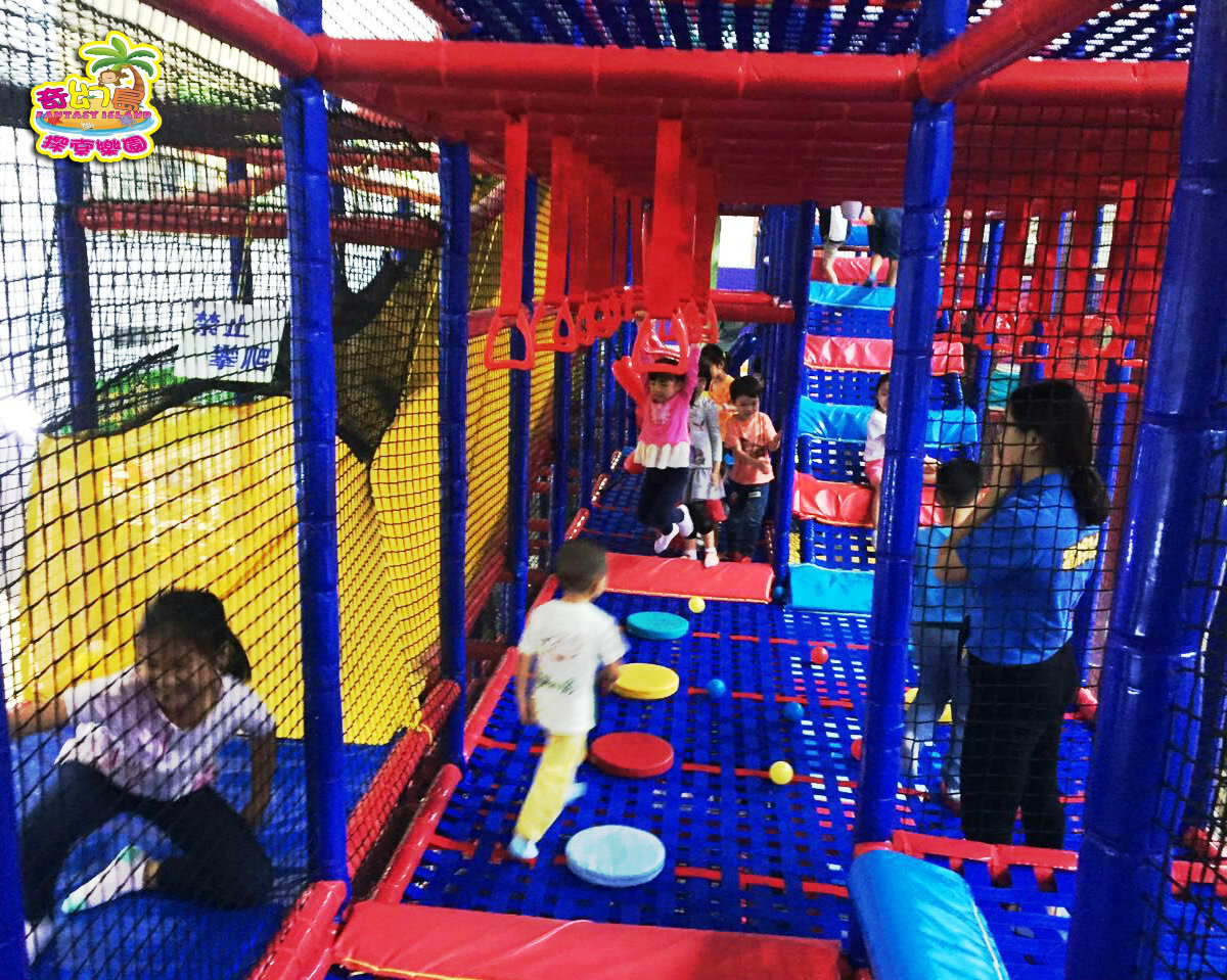 首發預購團│新竹巨城追風奇幻島新館繩網迷宮 1大1小親子套票全日票（12/12即將開幕）